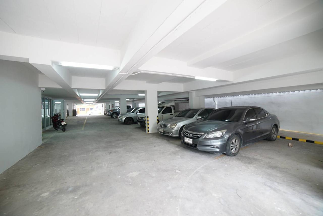 Aparthotel 88 Living Bangkok Esterno foto